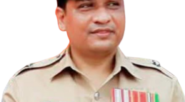 মনোহরগঞ্জের ওসি শাহিনূর ইসলামের বিরুদ্ধে চিকিৎসক’কে লাঞ্ছিত করার অভিযোগ