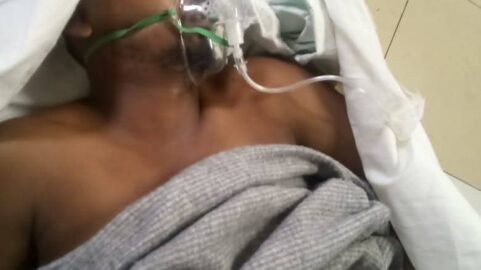 চৌদ্দগ্রামে মাদক নিয়ে সংঘর্ষে আহত যুবকের মৃত্যুঅভিযুক্তদের দুই বাড়িতে বিক্ষুব্ধদের অগ্নিসংযোগ, ৬ পুলিশ আহত