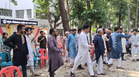ঈদে ক্যাম্পাসে থাকা শিক্ষার্থীদের নিয়ে চাকসুর ব্যতিক্রমী আয়োজন