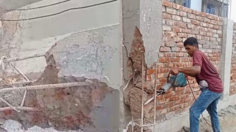 চৌদ্দগ্রাম বিসিক শিল্পনগরীতে নির্মাণকাজে অনিয়মের অভিযোগ! স্থানীয়দের বাঁধা!