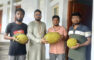 চবির আব্দুর রব হলে শিক্ষার্থীদের রুমে রুমে কাঁঠাল বিতরণ