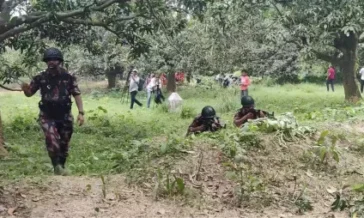 BGB foils BSF ‘push-in’ bids along Naogaon, C’nawabganj, Lalmonirhat borders