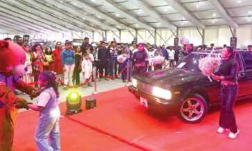 আইসিসিবিতে গাড়ি কেনাবেচায় ক্রেতাদের ব্যাপক সাড়া